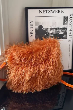 Faux Fur Square Shoulder Crossbody Bag for Women Handbag Fluffy Plush Soft Casual Clutch Fall Purse Hobo Bag Adjustable small