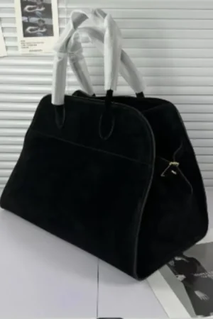 Black Velvet Shoulder Tote Bag Contrast Handles Side Pocket Roomy Interior Soft Texture Stylish Shopping Women’s Fashion Bag